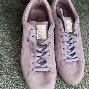 PUMA Women's Lavender Sneakers